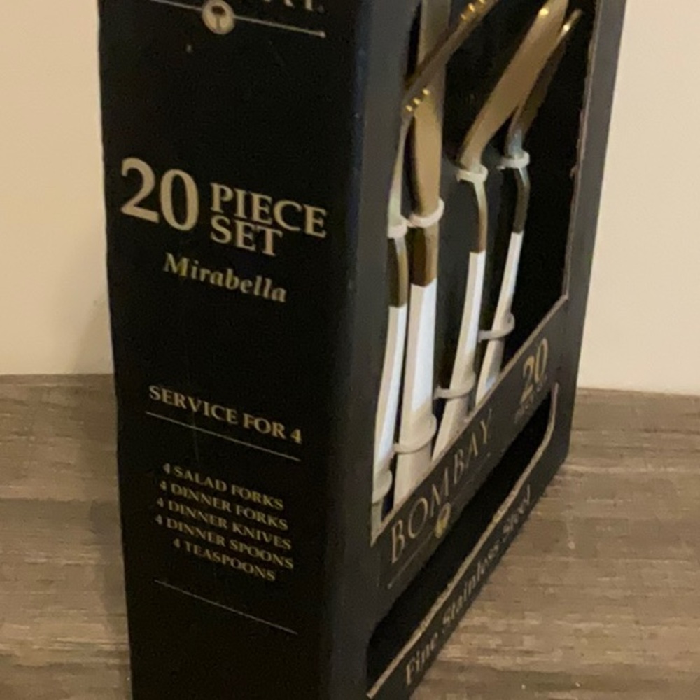 BOMBAY MIRABELLA GOLD WHITE FINE STAINLESS 20pc. FLATWARE. NEW IN BOX - Picture 2 of 5